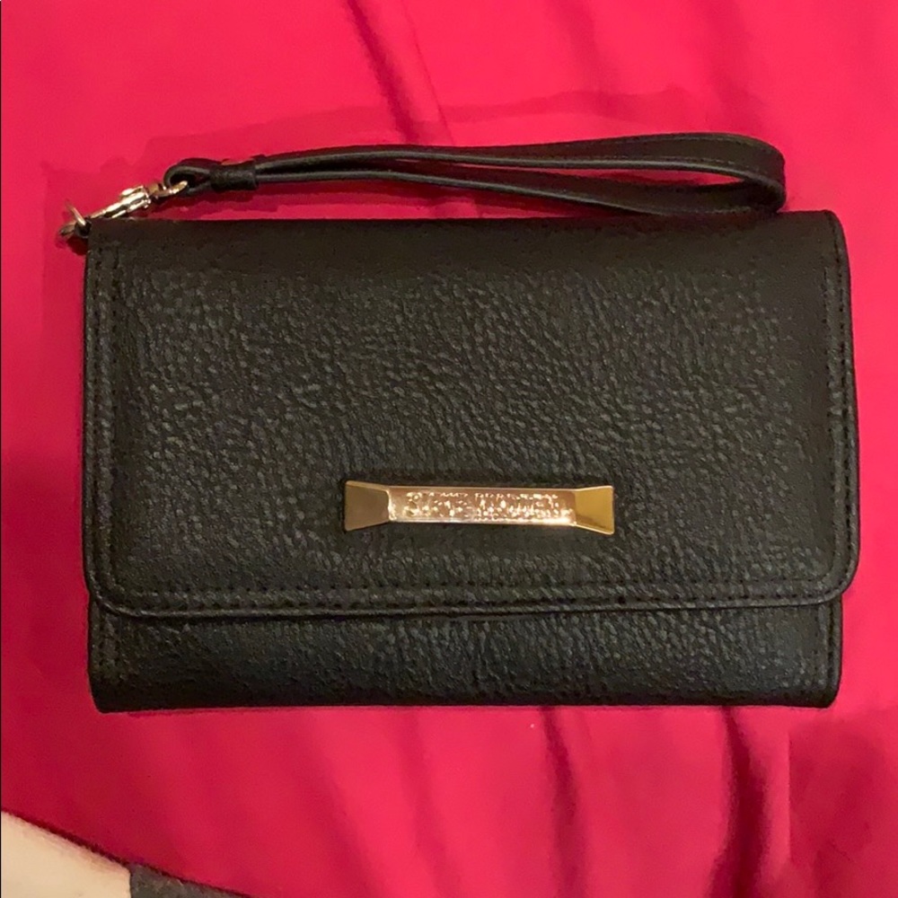Steve Madden wristlet wallet (NWOT)